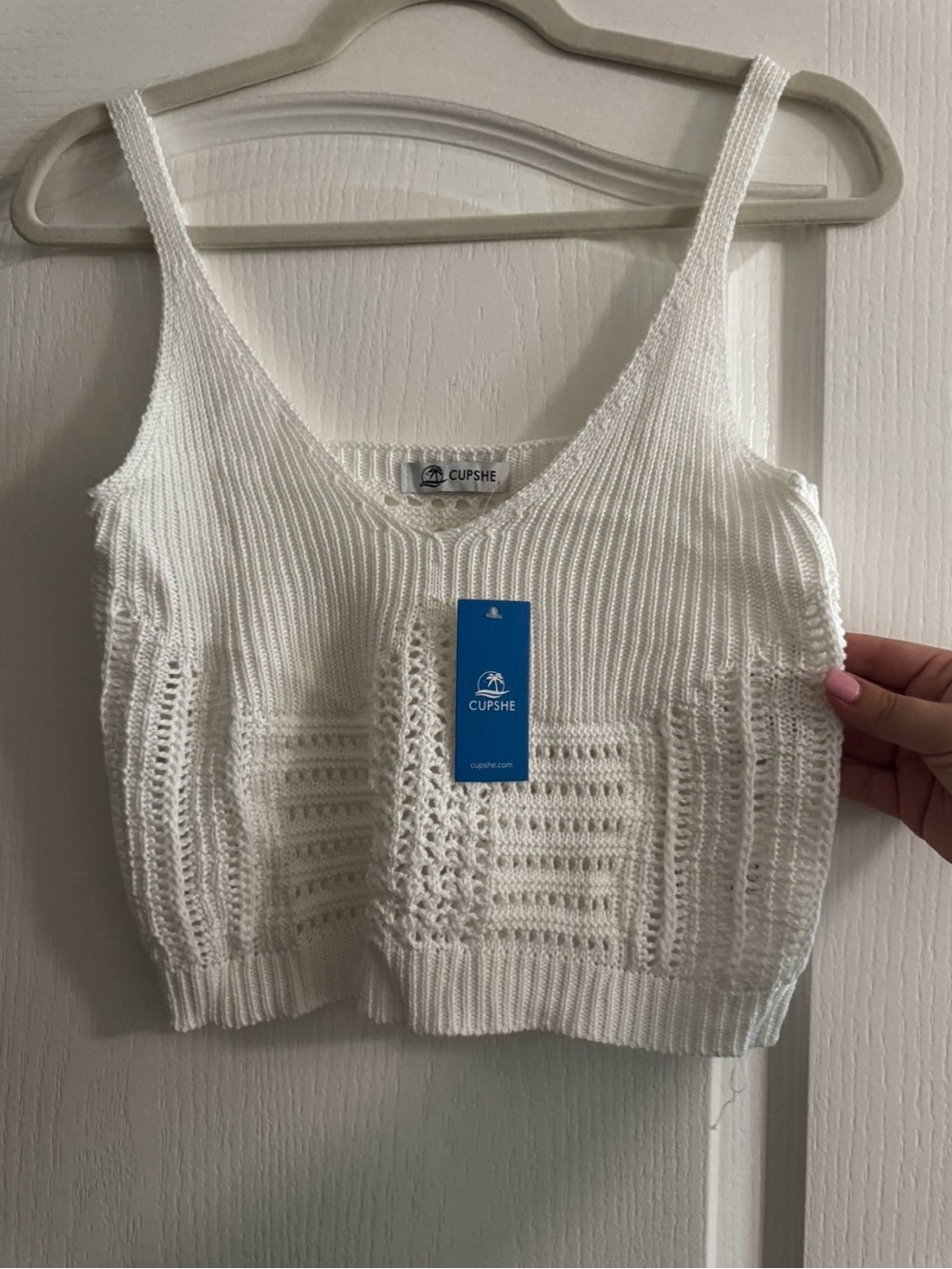 Cupshe White Knit V-Neck Crochet Crop Tank